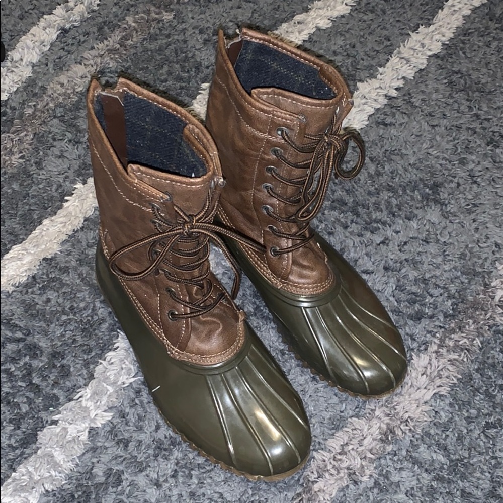 Madden girl flurry boots